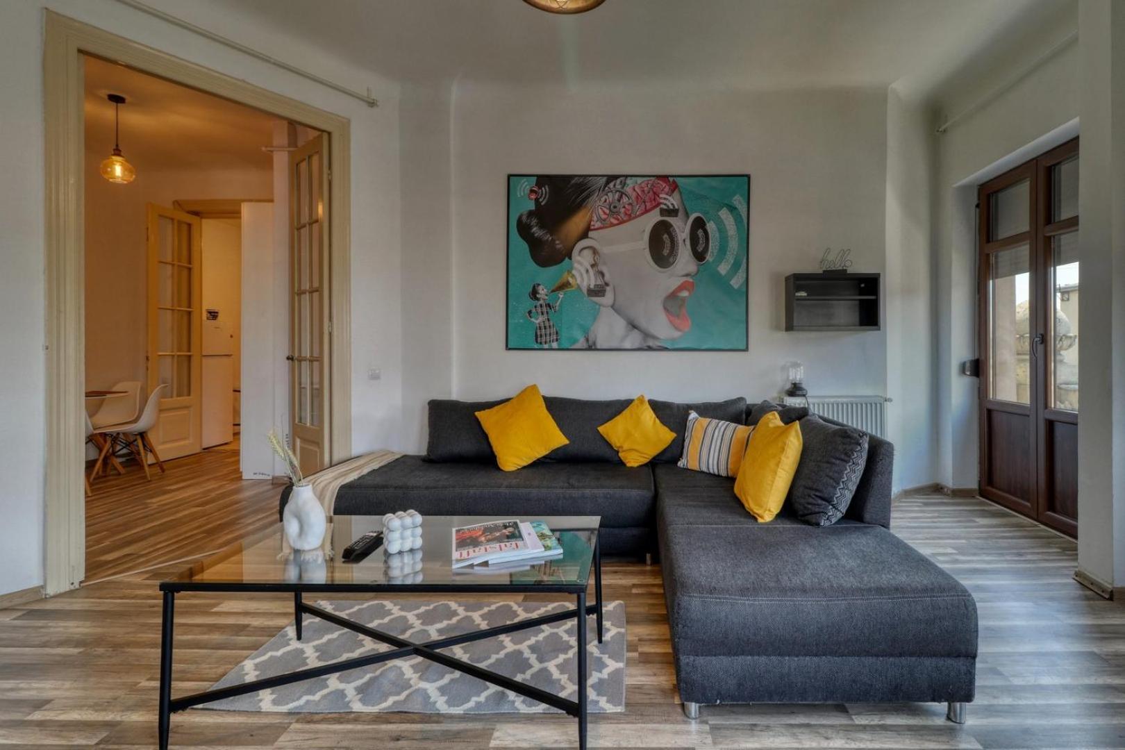 Central Charm Bucureşti Ngoại thất bức ảnh