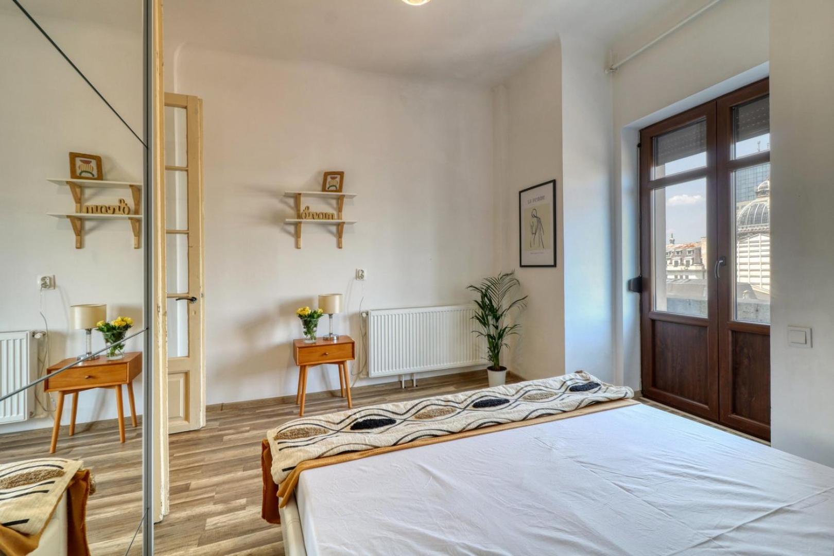 Central Charm Bucureşti Ngoại thất bức ảnh
